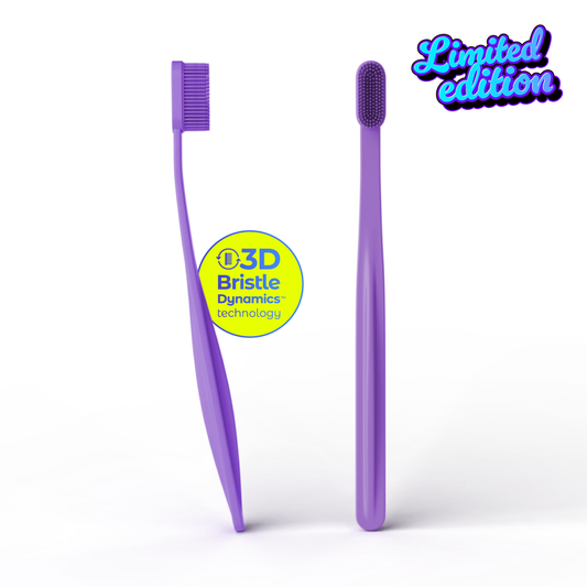 3D Bristle Dynamics™ toothbrush